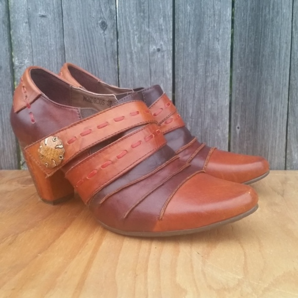 SPRING STEP Wondrous Leather Ankle Boots Booties